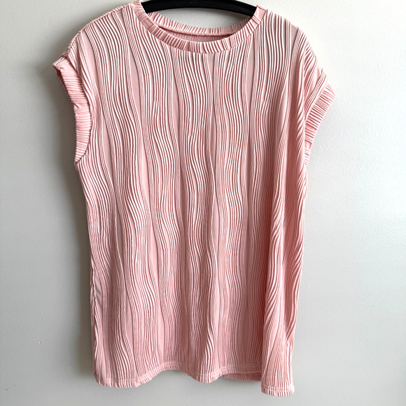Women's Pink XL Textured Cap-Sleeve Blouse Top Office Layers Soft Whimsical - Picture 1 of 11